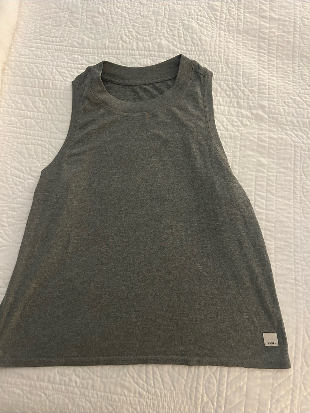 Vuori Women’s Gray Heather Muscle Tank